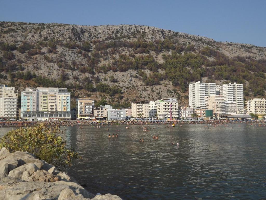 Hotel MARIO Shëngjin Exterior foto